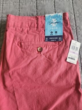 Izod Men's Coral Pink Flat Front Chino Shorts